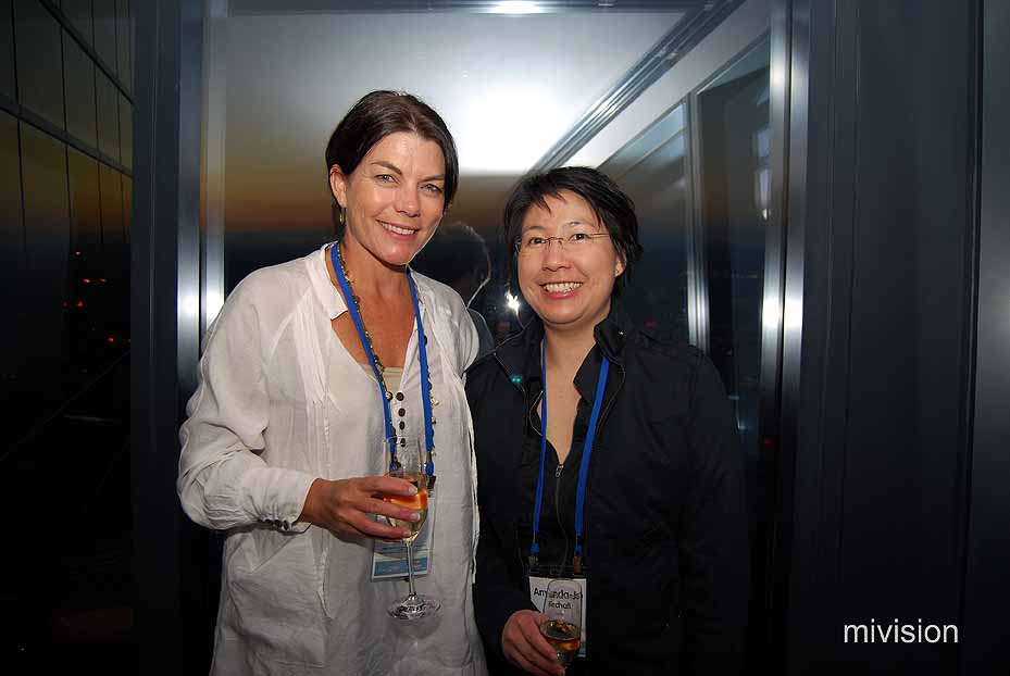 Jo Anderson and Amanda-Jo Birchall from mimo at the Eureka SkyBar - Image 4 Provision Focus 2010 Congress Gallery (40)