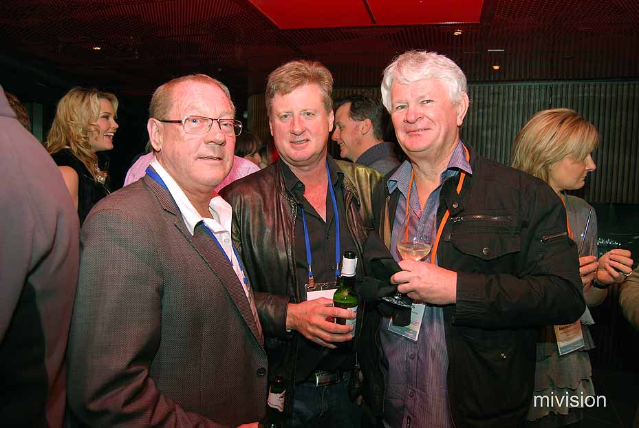 Healy's Michael George and David Healy with Mark Parson at the Eureka SkyBar - Image 7 Provision Focus 2010 Congress Gallery (40)