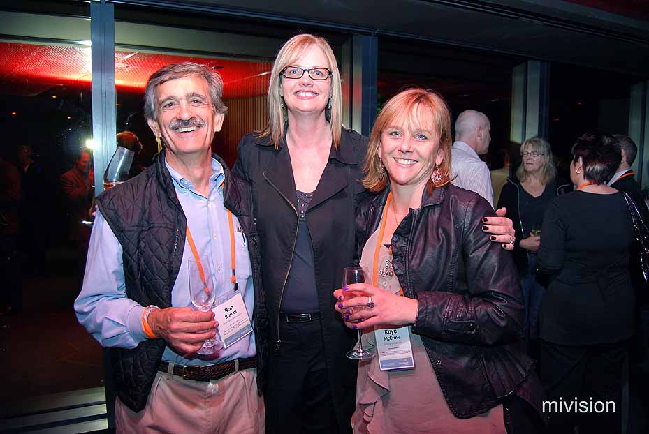 Ron Baroni (OGS), Lisa Jago (Essilor) and Kaye McCrew at the Eureka SkyBar - Image 15 Provision Focus 2010 Congress Gallery (40)