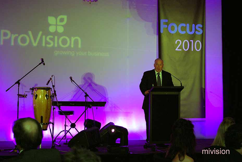 Cam Battaglia presents at the Provision 2010 Gala Dinner - Image 92 Provision Focus 2010 Congress Gallery (40)