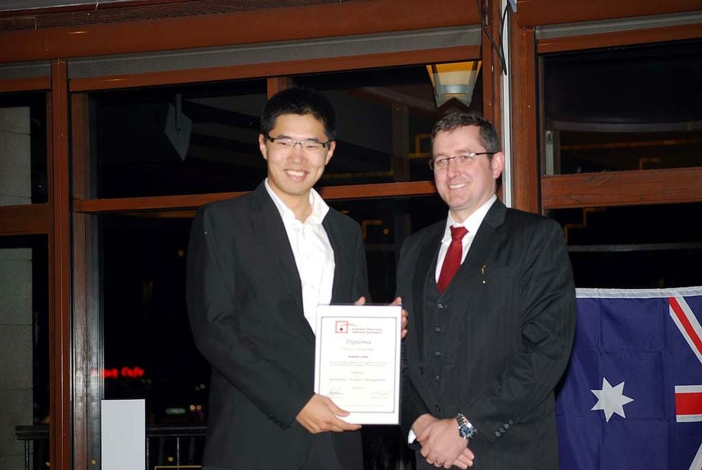 Proud OTEN Graduates Celebrate Achievements - Image 7 (3675)