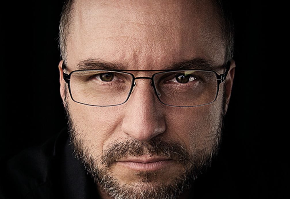 Professional Eyewear Distinctly Stylish - Image 6 (5699)