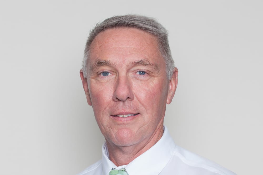 Andrew McKinnon headshot