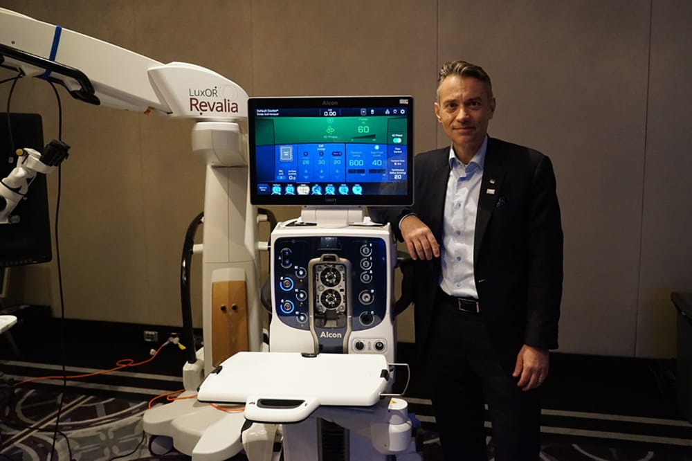 Seba Leoni, President International Surgical of Alcon.