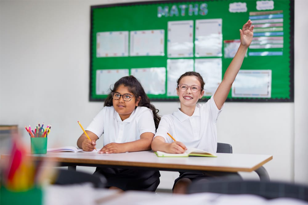 children with myopia in the classroom.