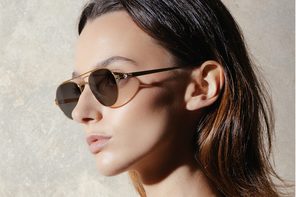 woman wearing hapter bone sunglasses